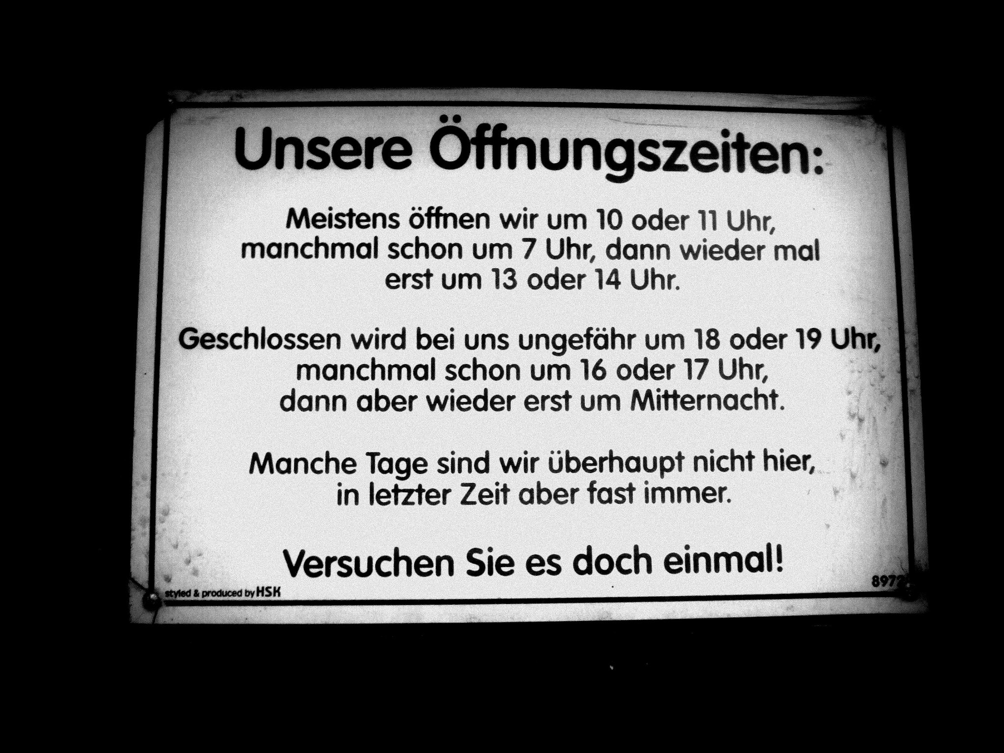 Funny Öffnungszeiten MG anders sehen