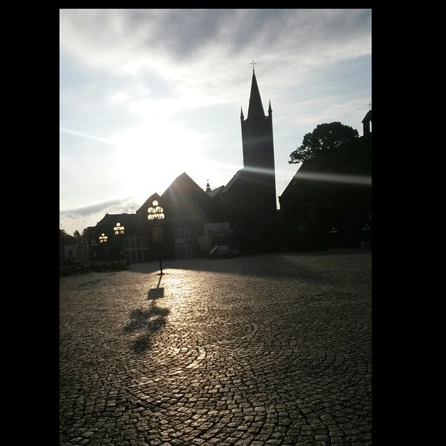 Morgens um 7 Uhr – MG anders sehen